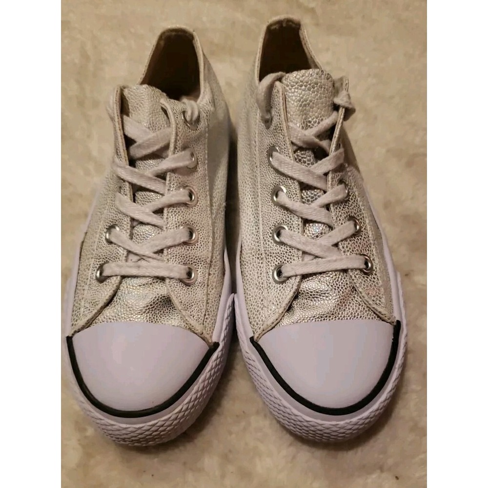 Airwalk‎ Sneakers Women's Size 7 Iridescent Silver Lace Up Low Top Flat